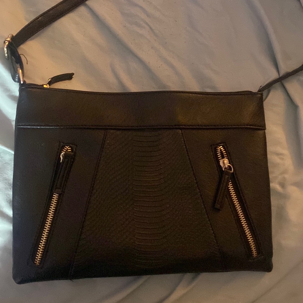 Black crossbody purse